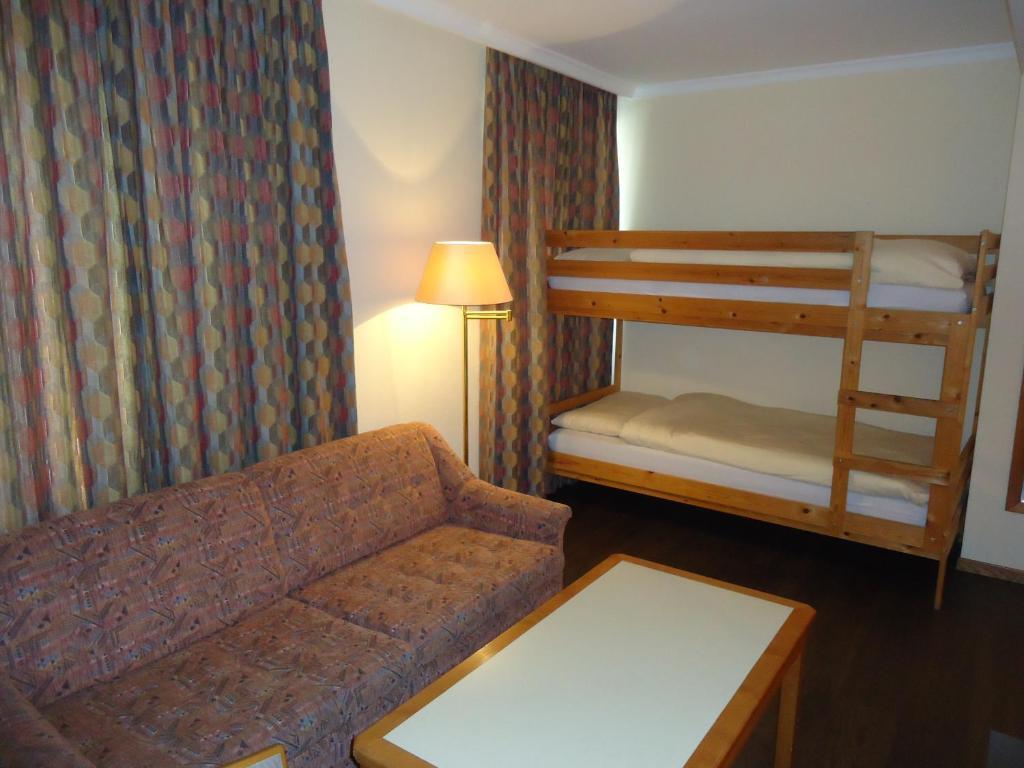 Albergo Faido Quarto foto